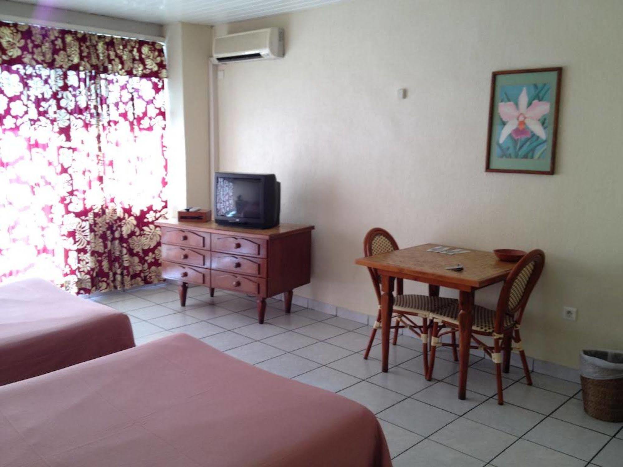Hotel Tiare Tahiti ปาเปเอเต ภายนอก รูปภาพ