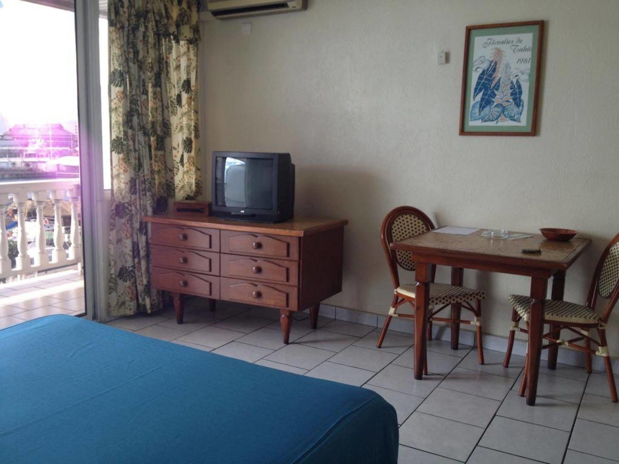 Hotel Tiare Tahiti ปาเปเอเต ภายนอก รูปภาพ